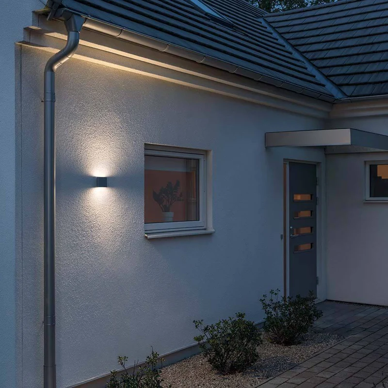 Chieri LED Außen-Wandleuchte Anthrazit, opales Acrylglas