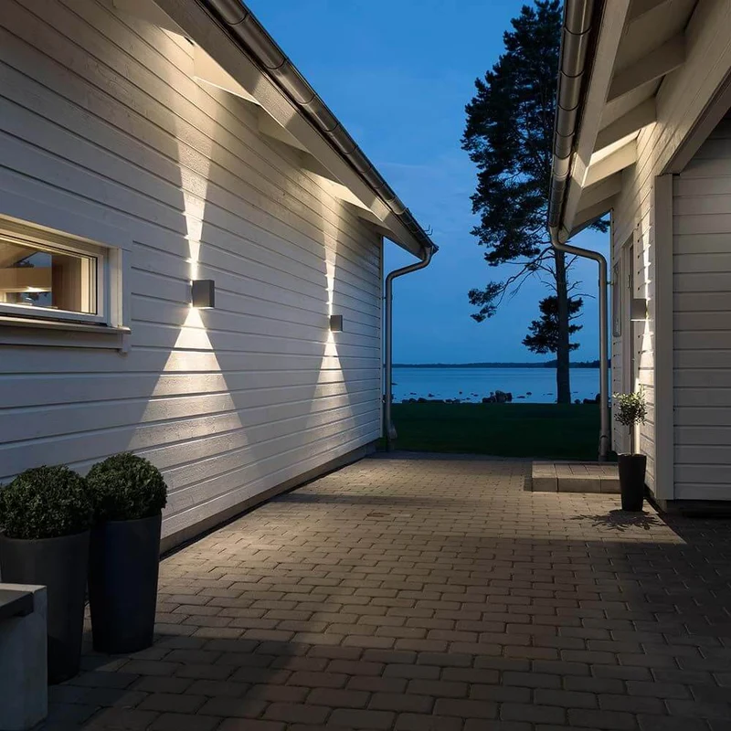 LED Außen-Wandlampe Cremona verstellbarer Lichtaustritt Anthrazit