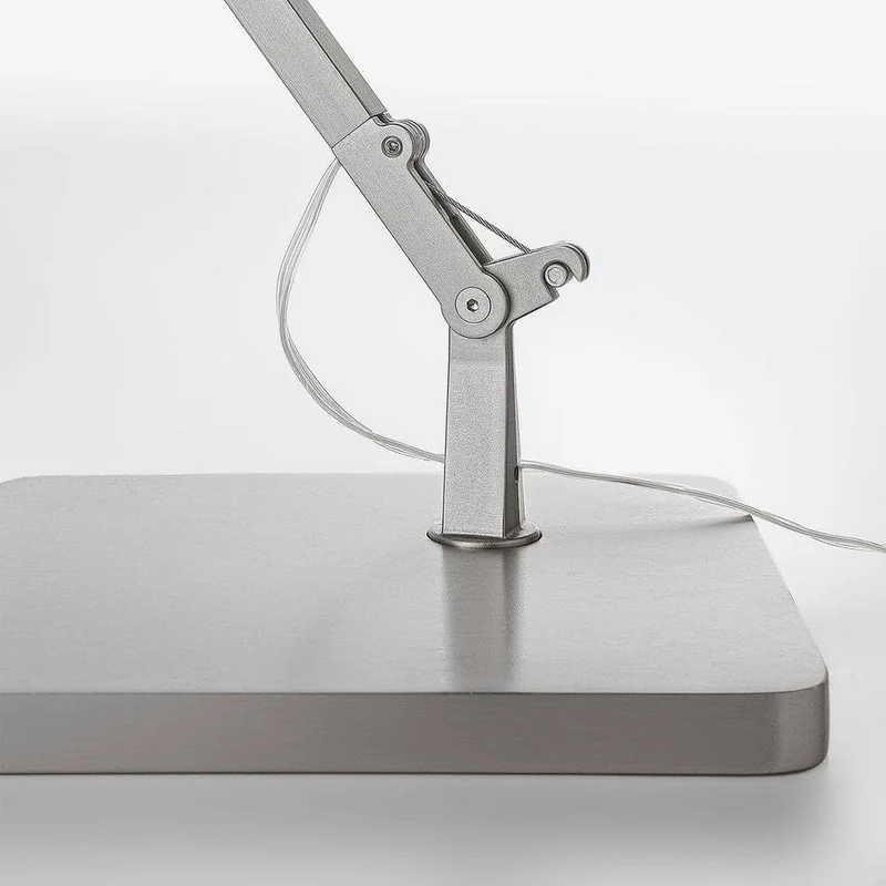 Panzeri Jackie LED-Tischlampe verstellbar mit Touchdimmer