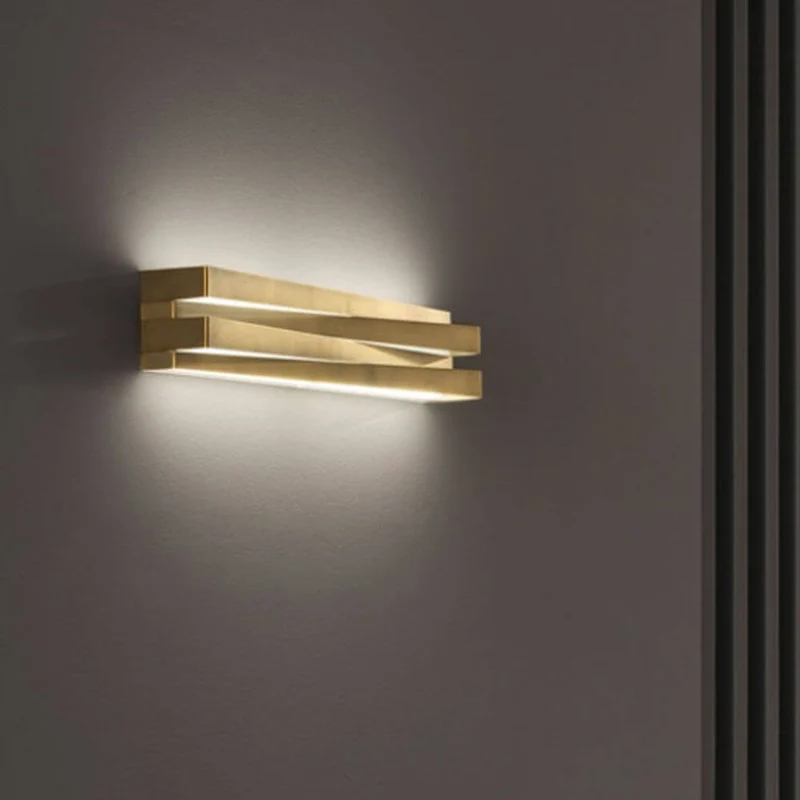 Panzeri Cross LED Wandlampe indirekt und direkt