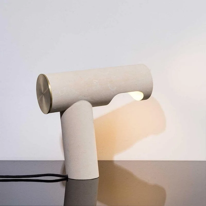 Pulpo LED Tischlampe Simple Light aus Kalkstein