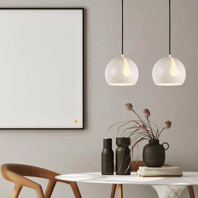 s.luce Ball Metall Pendelleuchte mit drehbarem tauschbaren Schirm